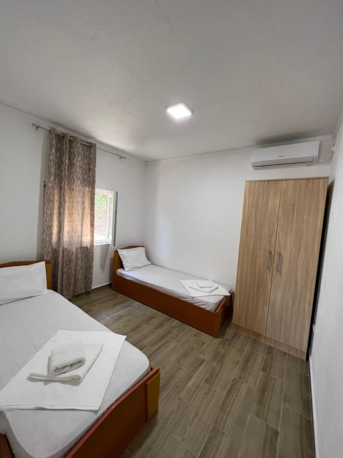 Hidden Villa Apartments Kotor Extérieur photo