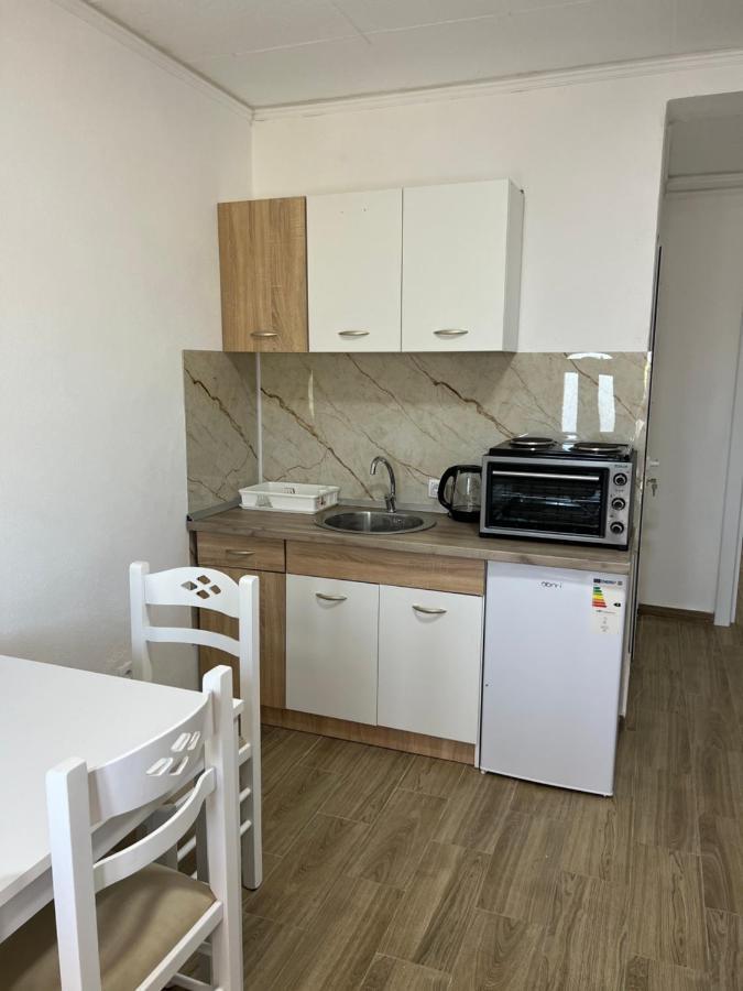 Hidden Villa Apartments Kotor Extérieur photo