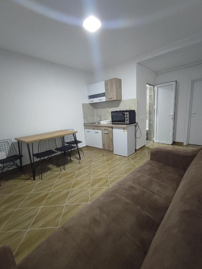 Hidden Villa Apartments Kotor Extérieur photo