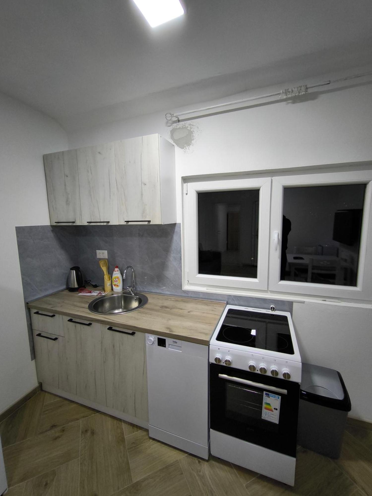 Hidden Villa Apartments Kotor Extérieur photo